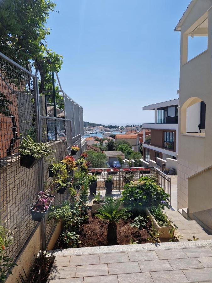 Apartments Sandra Rogoznica  Exterior foto